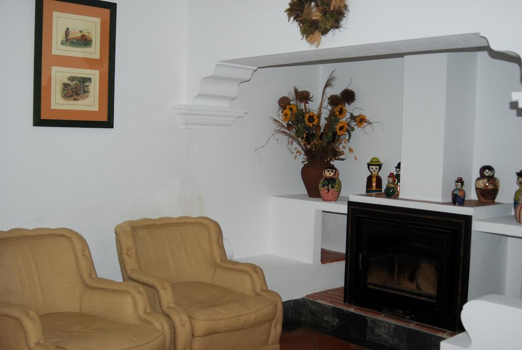 Herdade Da Samarra Hotell Viana do Alentejo Exteriör bild