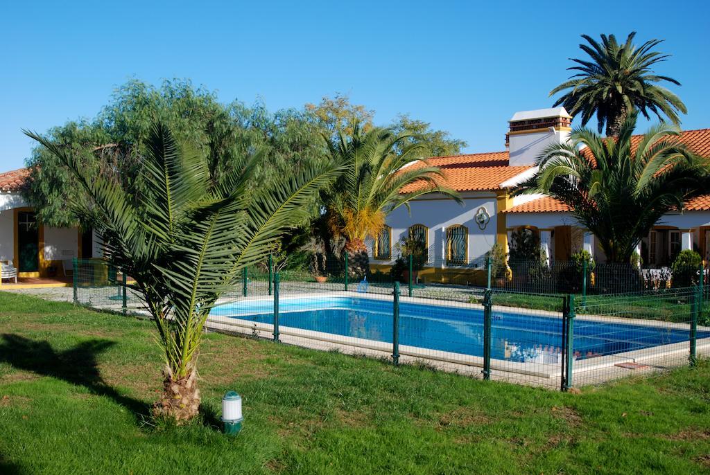 Herdade Da Samarra Hotell Viana do Alentejo Exteriör bild