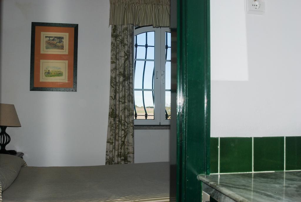Herdade Da Samarra Hotell Viana do Alentejo Rum bild