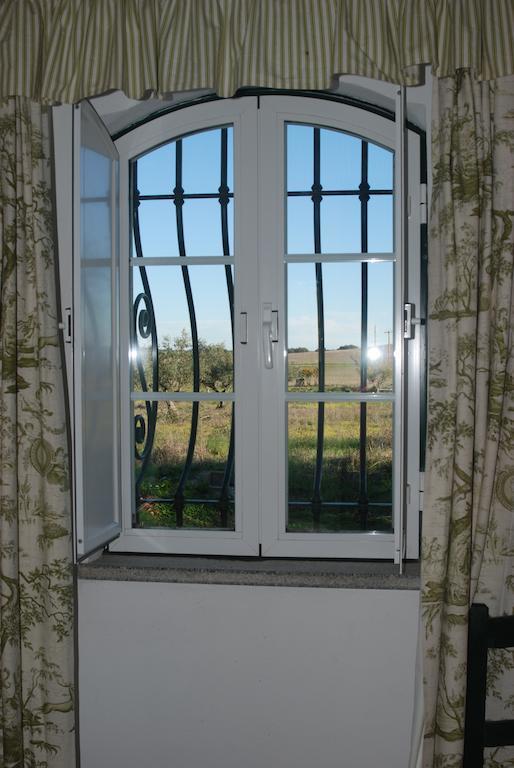 Herdade Da Samarra Hotell Viana do Alentejo Rum bild