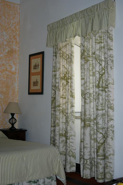 Herdade Da Samarra Hotell Viana do Alentejo Rum bild
