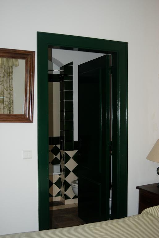 Herdade Da Samarra Hotell Viana do Alentejo Rum bild