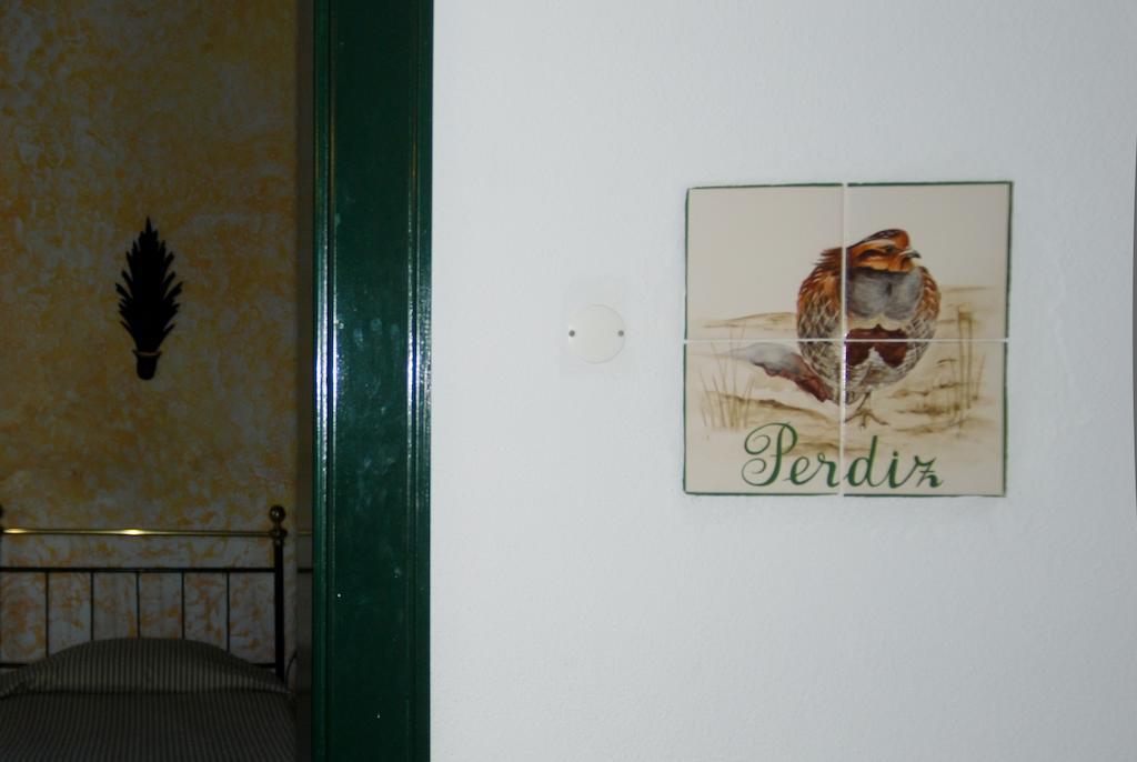 Herdade Da Samarra Hotell Viana do Alentejo Exteriör bild