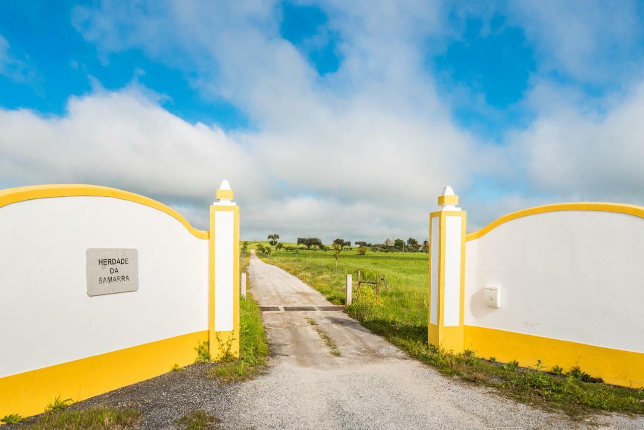Herdade Da Samarra Hotell Viana do Alentejo Exteriör bild